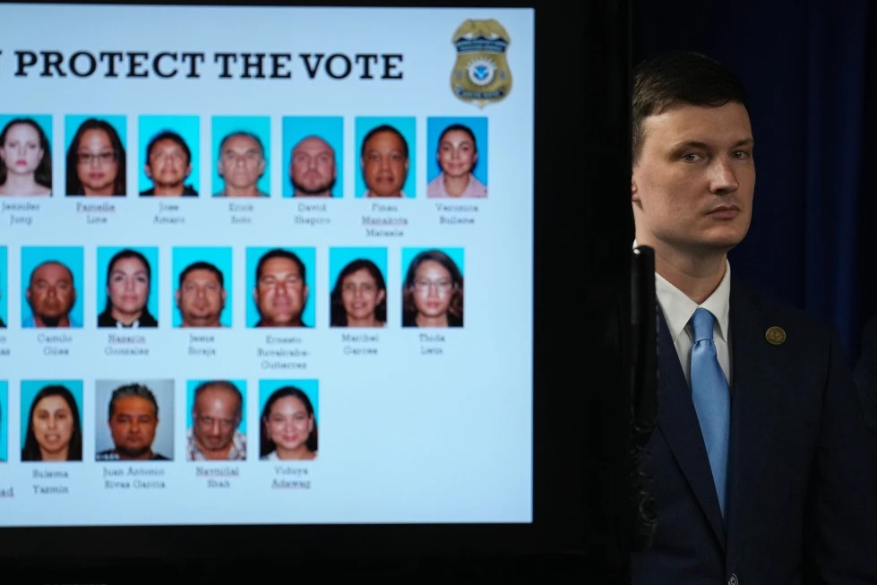 Tribunal frena intento de Trump de anular 20 mil votos en California