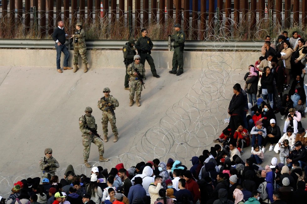 Ofensiva migratoria de Trump se vuelve contra republicanos en las urnas