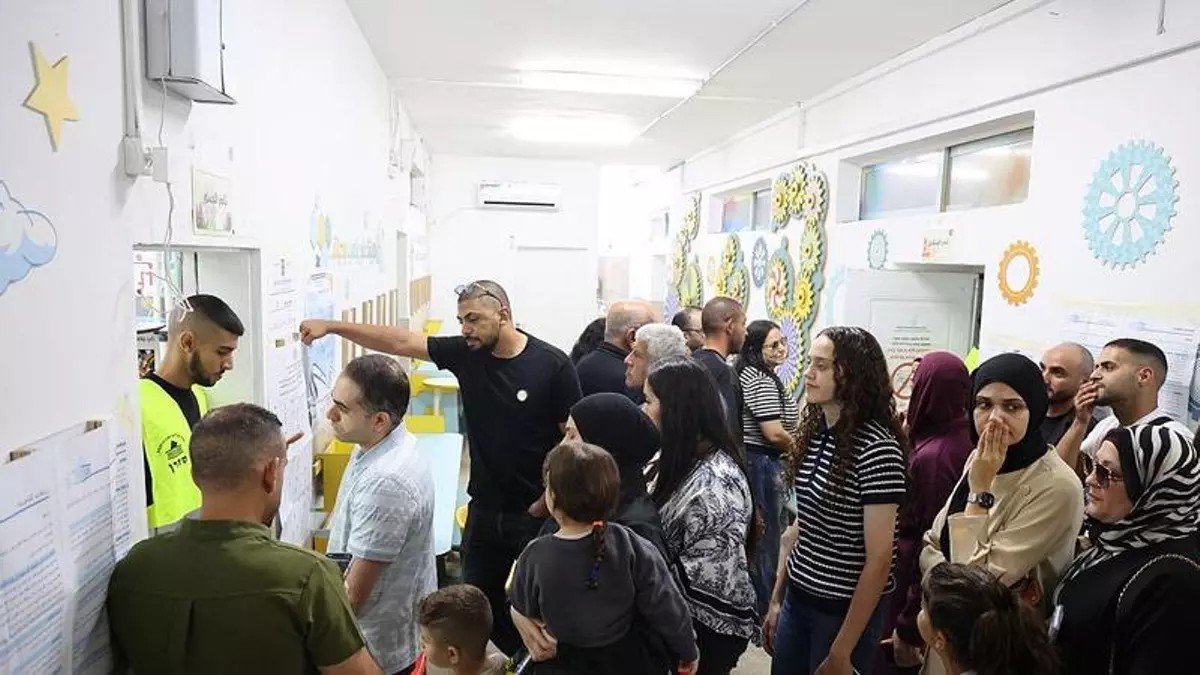 Palestinos de Israel votan en masa para demostrar su poder en Israel